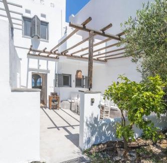 Polichrono House | Aphroditi House Polychrono