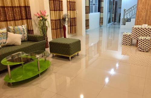 Ban Du House | Apinsaya House