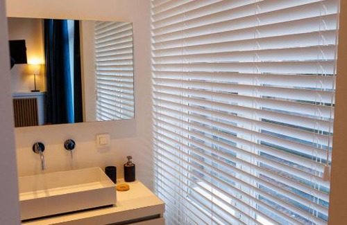 Historical Center Bruges Bed & Breakfast | APL8 St-Anna B&B