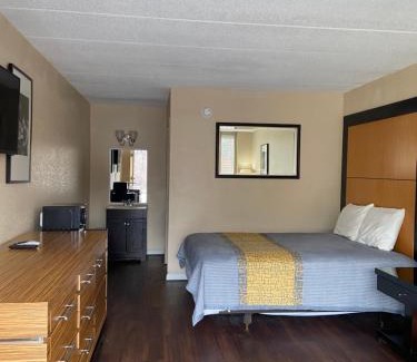 Winchester Hotel | APM Inn and Suites