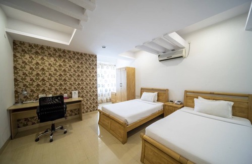 Domlur Hotel | Apollo 27