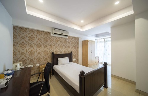Domlur Hotel | Apollo 27