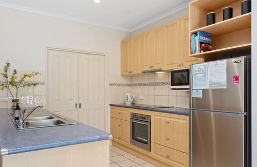 Apollo Bay House | APOLLO BAY HOLIDAY HOUSE - Spacious family house