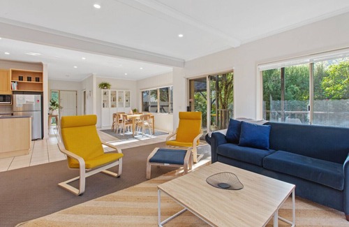 Apollo Bay House | APOLLO BAY HOLIDAY HOUSE - Spacious family house