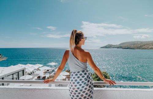 Kontos Hotel | Apollo Resort