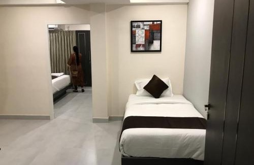 Thousand Lights Hotel | Apollostay