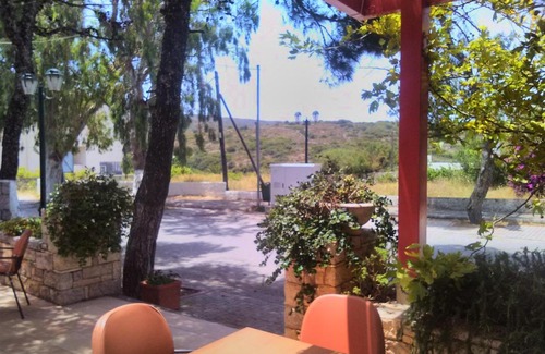 Livadi Hotel | Aposperides Hotel