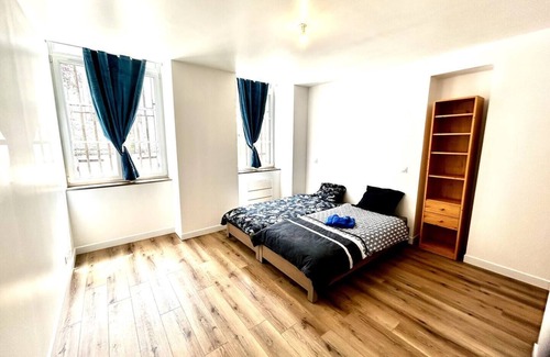 Cherbourg-en-Cotentin Apartment | App #2 modern renovated ground floor 4pers