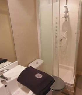 Evreux Apartment | App 3 - T2 Calme et Lumineux Hyper-Centre 5min de la gare