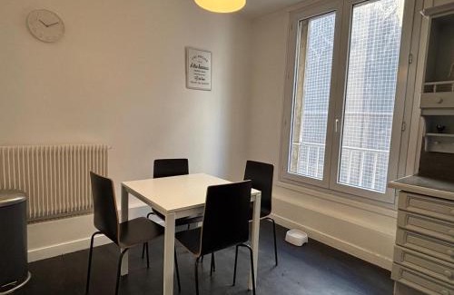 Hastings Apartment | App centre-ville près du château, grand appartement