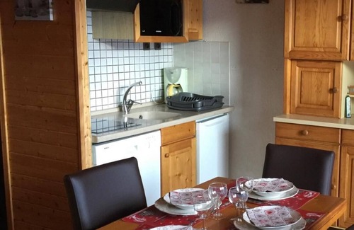 Champagny-en-Vanoise Apartment | APP NEARBY SKI SLOPES-CHAMPAGNY EN VANOISE-LA PLAGNE-PARADISKI-PARC LA VANOISE