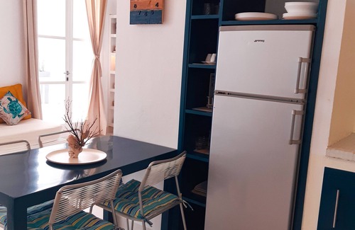 Sal Rei Apartment | App Rosanna, Estoril area a stone's throw from the sea, Free Wi-Fi & A/C
