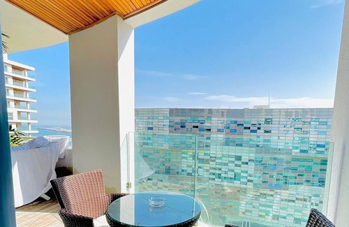 Casablanca Apartment | App53- Luxurious sea-facing studio on the 8th floor of the Casablanca Marina