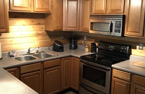 Keslers Cross Lanes House | Appalachian Adventure at Summersville Lake, WV