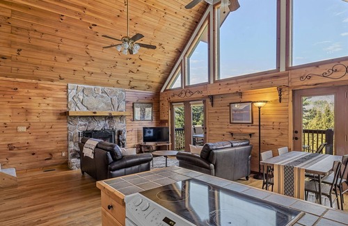 Maggie Valley House | Appalachian Mountain Escape