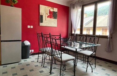 Saint-Martin-d'Arc Apartment | APPARTEMENT 5 pers TOUT CONFORT in St Michel de Maurienne/SKI VELO RANDO access