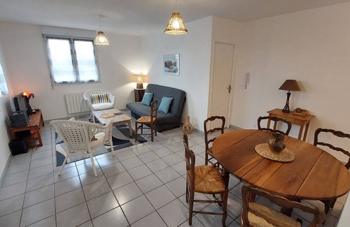 Sainte-Genevieve-des-Bois Apartment | Appartement Douillet à 35 mn de Paris