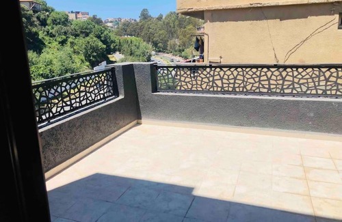 Algiers Apartment | Apparemment F4 haut standing