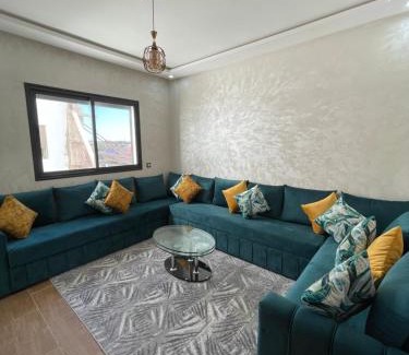 Tamariss Apartment | Apparemment propre pour location pour les familles