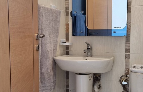 Oujda Apartment | Apparently cozy close to all amenities
