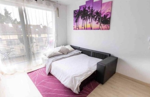 Champigny-sur-Marne Apartment | Apparently downtown between Paris and Disney