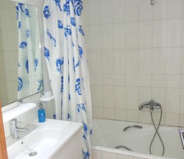 Les Berges Du Lac II Apartment | APPARETMENT LUXUEUX AU Lac 2