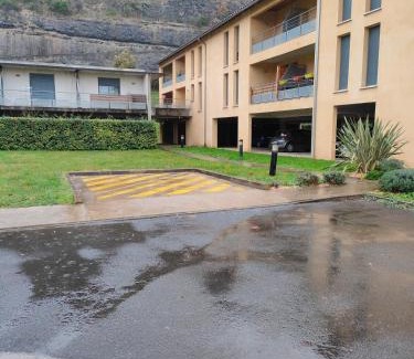 Cahors Apartment | Appart 3 pieces cosy avec parking proche centre ville
