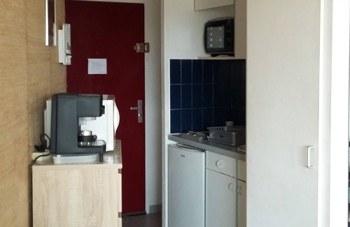 Mediterranee Apartment | Appart 4 pers, beautiful sea view, central square, direct access to the beach