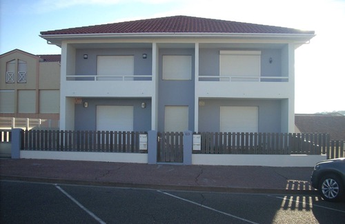 Mimizan-Plage Apartment | Appart. 48m2 large garden terrace located 60m from the beach and 300m from the village