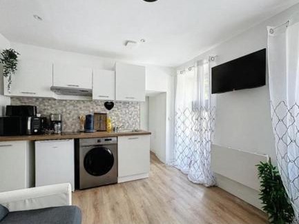 Saint-Pierre-du-Perray Apartment | Appart 4pers RDC 2Chambres près Paris, Orly, Disney