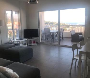 L'Ile-Rousse Apartment | Appart avec terrasse vue sur mer exceptionnelle
