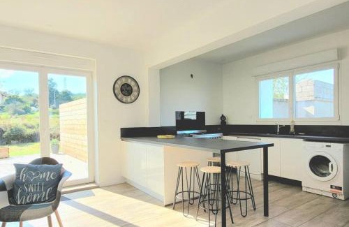 Nomexy Apartment | Appart avec terrasse jardin ds mais ind Nomexy