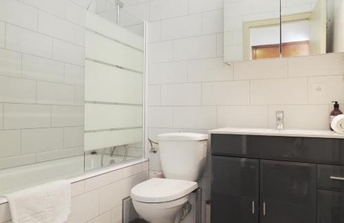 Haguenau Apartment | Appart'AZUR Haguenau - Centre Grand'Rue - Logement entier pour voyageur pro