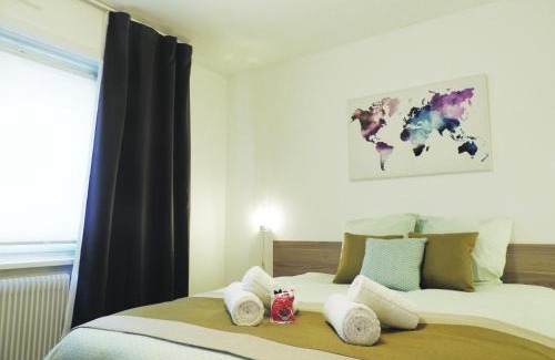 Haguenau Apartment | Appart'AZUR Haguenau - Hyper centre Mairie - Parking facile - Wifi - Lit confort Kingsize