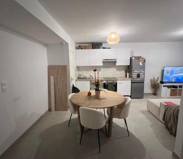 Brignoles Apartment | Appart Brignoles city beach