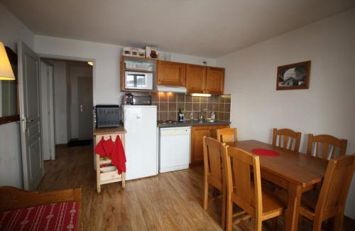 Albiez-le-Vieux Apartment | Appart - Chalet du Hameau des Aiguilles