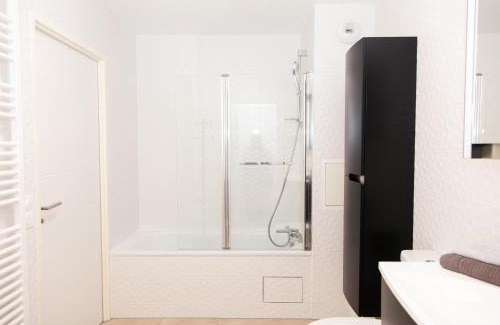 Villejuif Apartment | Appart Chic & Elégant-Métro 7 Leo-Lagrange+Parking