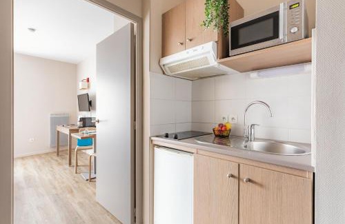 Cherbourg-en-Cotentin Apartment | Appart'City Confort Cherbourg