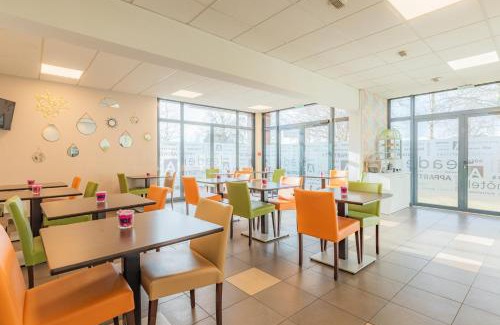La Pierre-Heuze Apartment | Appart'City Classic Caen