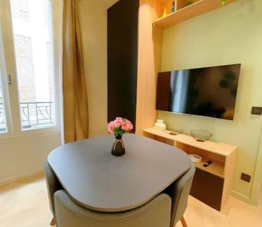 15th Arrondissement Apartment | Appart close to Eiffel Tower
