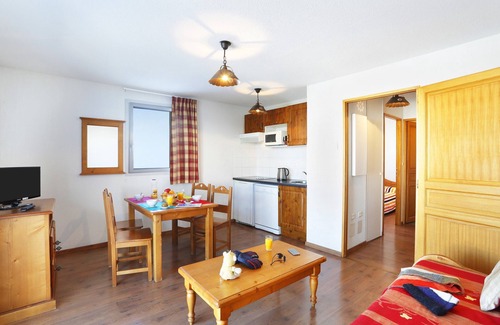 Germ Condo | Appart cosy + équipé, navette gratuite aux pistes