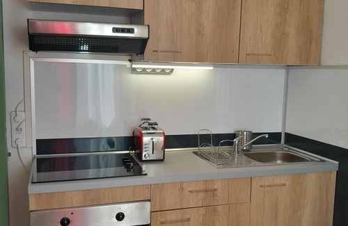 Chateauroux Apartment | Appart cosy-4 pers-centre ville-jardin-wifi