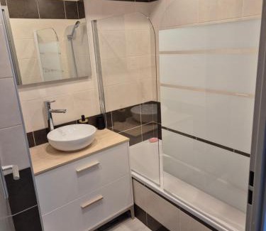 Tournefeuille Apartment | appart cosy proche zone aéronautique