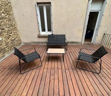 Saint-Donat-sur-l'Herbasse Apartment | Appartement T2 avec Grande Terasse
