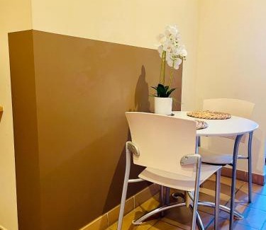 Espalion Apartment | Appart'Hôtel - Au Vieux Palais