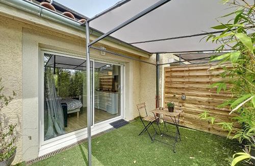 Brignais Apartment | Appart'hôtel Le Clos Lassagne à Brignais - Lyon Sud