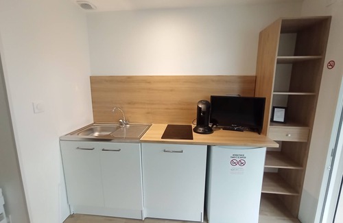 Brignais Apartment | Appart'hôtels - Petit Déjeuner Inclus