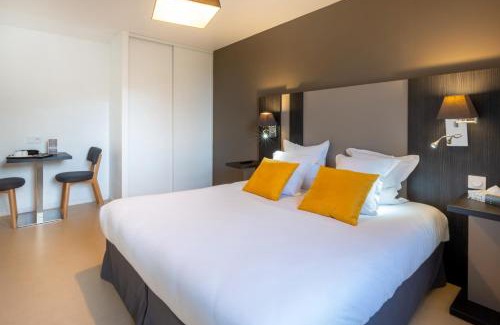 Bourg-l'Eveque Apartment | Appart Hotel Odalys City Rennes Lorgeril