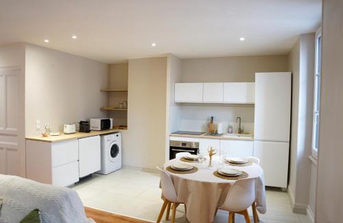 Bourg-en-Bresse Apartment | Appart Lumineux 150 m de la Gare