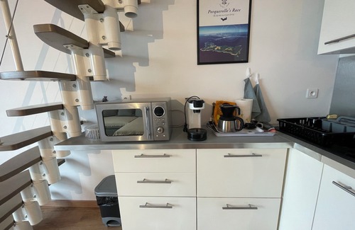 Le Pradet Apartment | Appart. Premier Étage sur Port et Plage des Oursinières Clim